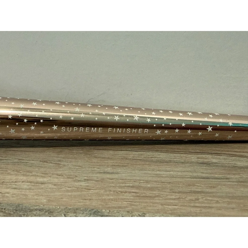 bareMinerals SUPREME FINISHER Makeup Setting Brush